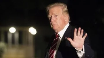 تأجيل إطلاق هاتف ترامب موبايل الذهبي يعيق التسليم المبكر